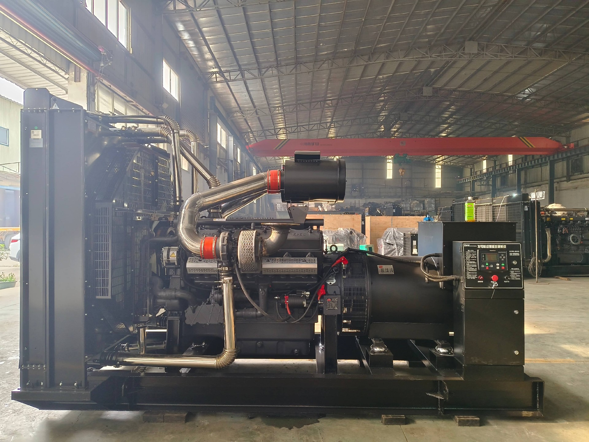 一臺640KW發(fā)電機(jī)組今日出廠發(fā)往項目地